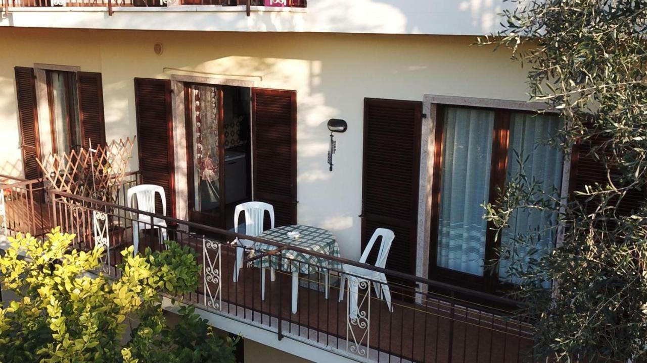 Casa Vacanze Ester Brenzone sul Garda Exterior foto
